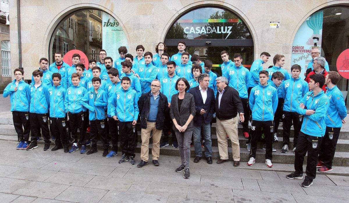 Recepción municipal a la cantera del Club Cisne Balonmano