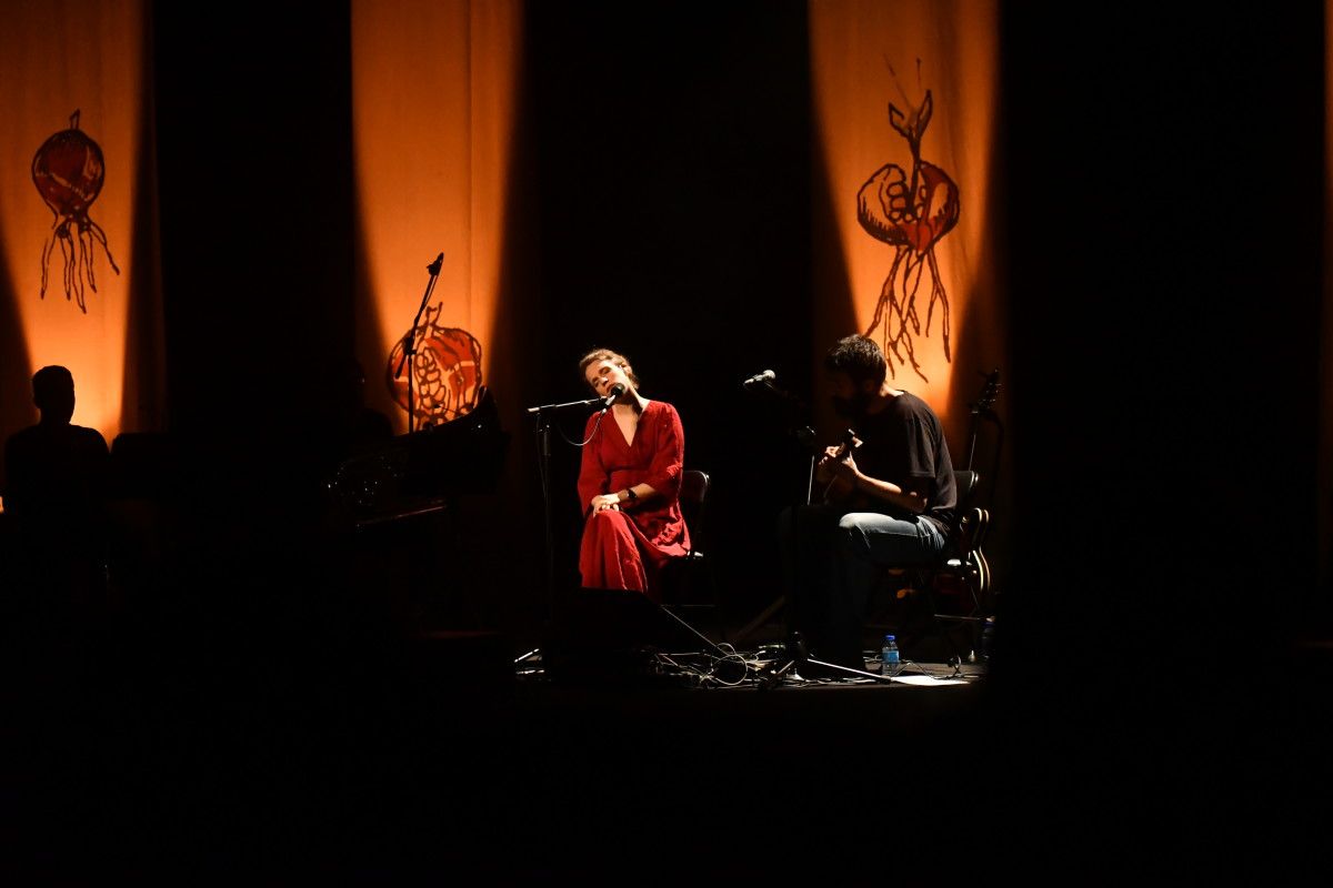 Concierto de Luísa Sobral en el Pazo da Cutura