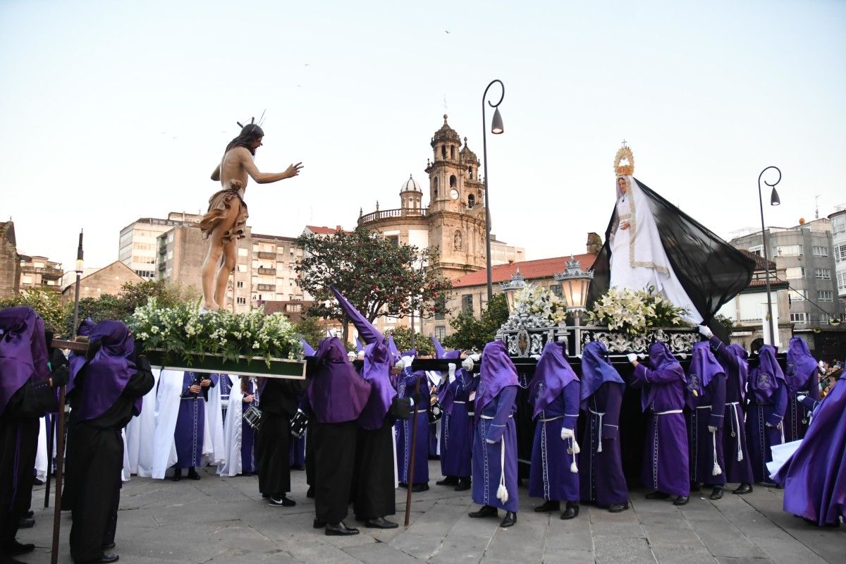 Procesión do Encontro de Xesús Resucitado coa súa nai a Virxe María