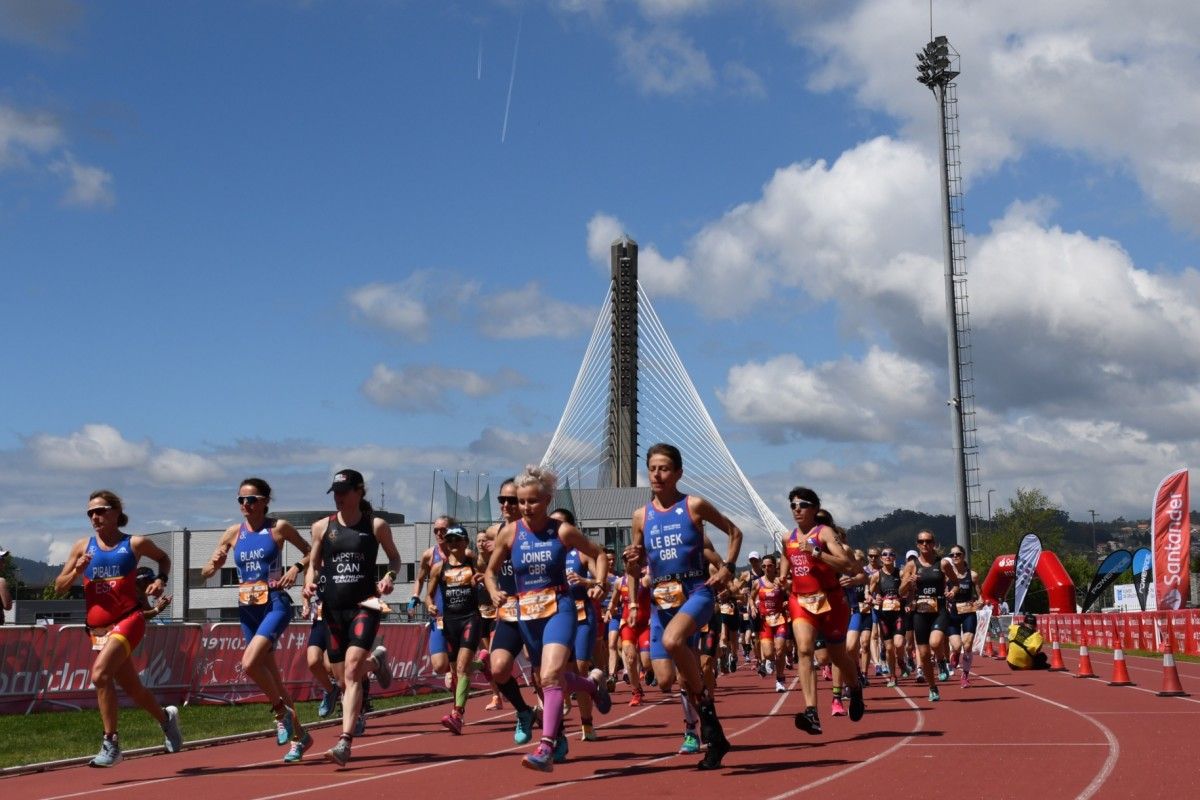 Carreiras de grupos de idade de dúatlon no ITU Multisport Festival