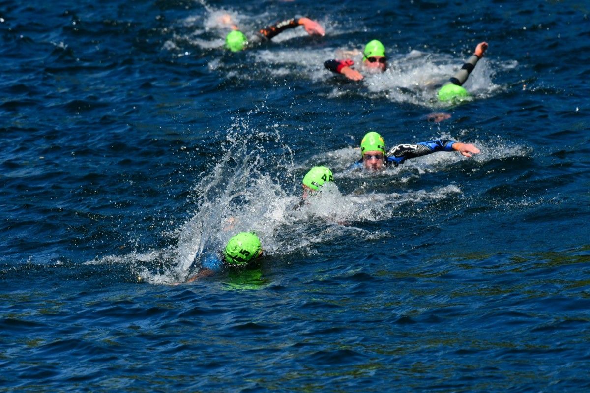 Competición de grupos de idade, júnior e paratríatlon do Mundial de tríatlon cros en Pontevedra