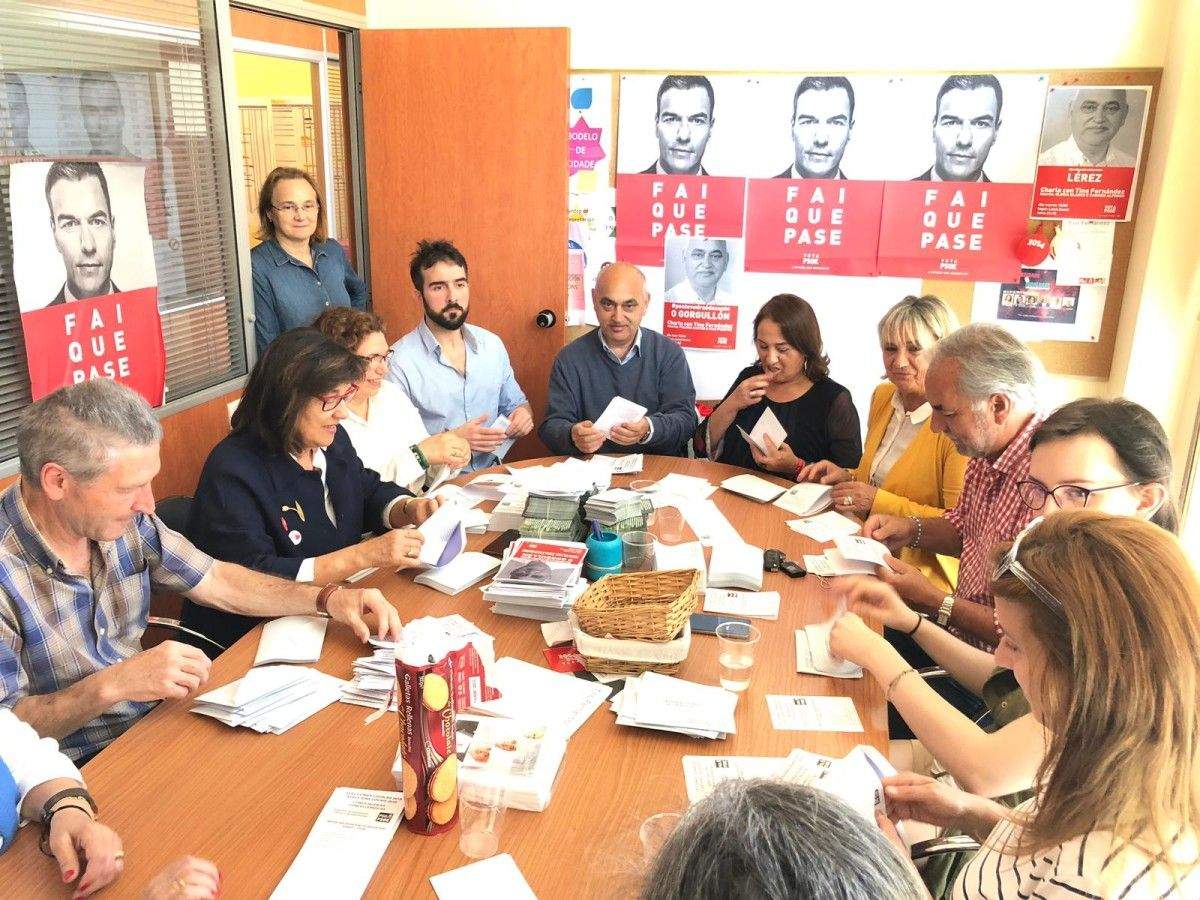 Trabajo en la sede de la agrupación local del PSOE