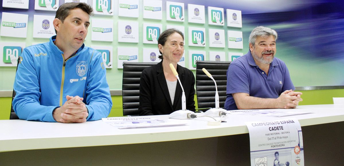 Óscar Arosa, Anxos Riveiro e Santiago Picallo na presentación do sector do Campionato de España Cadete