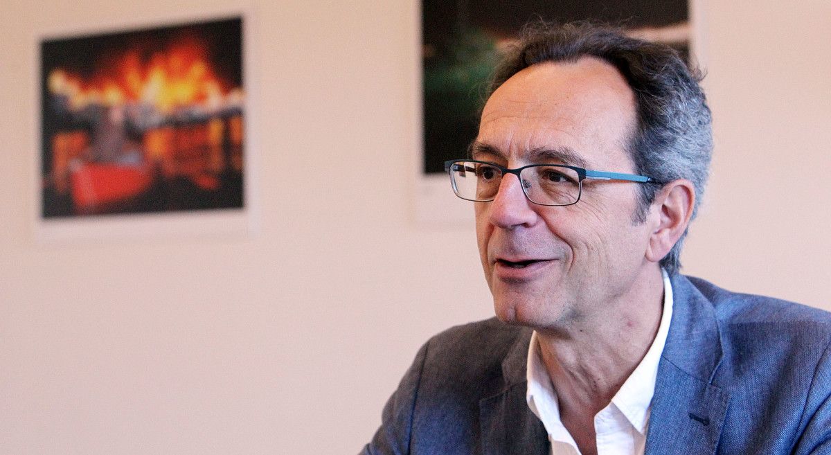 Luís Rei, candidato de Marea Pontevedra, durante la entrevista en PontevedraViva