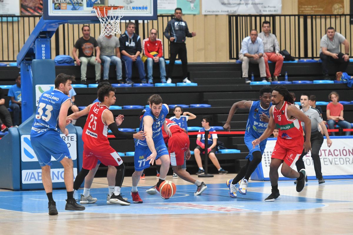 Partido entre el Peixe y el Villarrobledo en A Raña