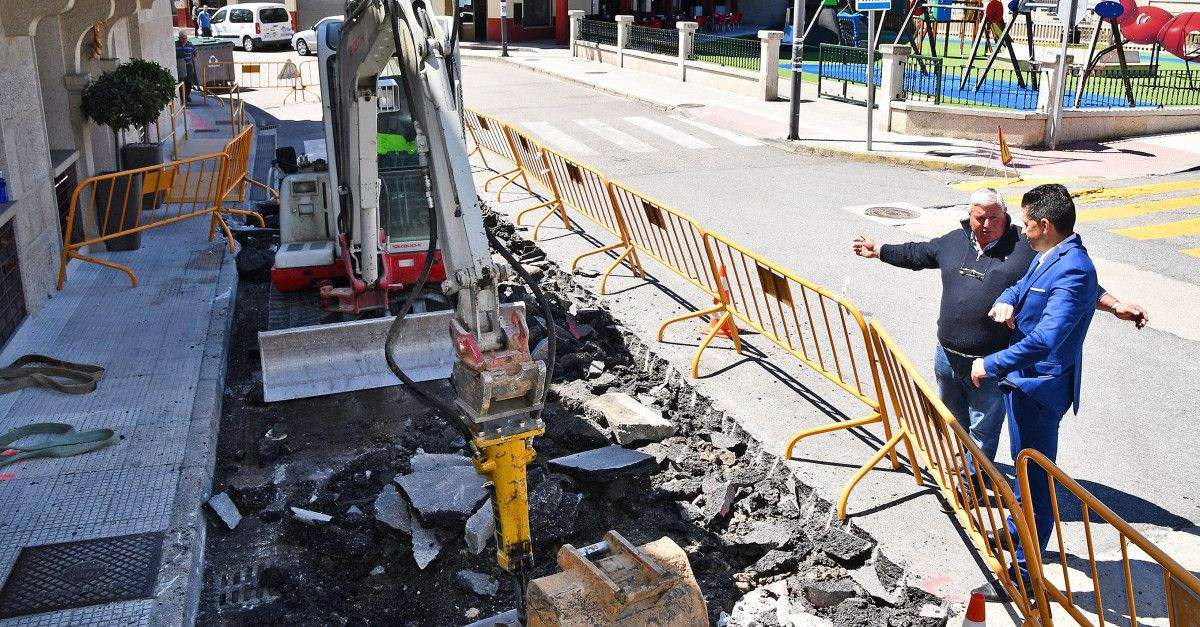 Obras en el núcleo urbano de Ponte Caldelas