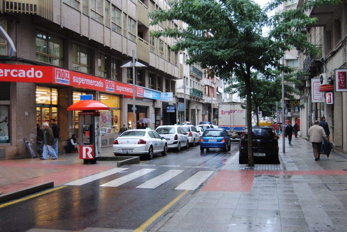 Parada de taxis situada en la calle Benito Corbal, Pontevedra