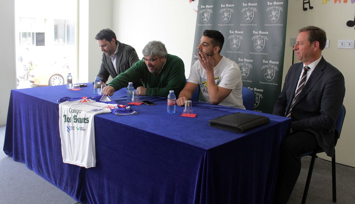 Presentación de David Chapela e renovación de Jabato no Cisne