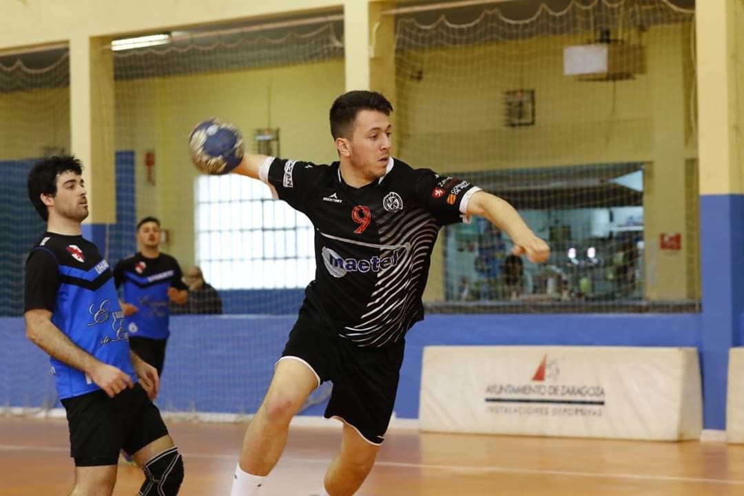 Andrés Torres, nun partido co Dominicos Zaragoza