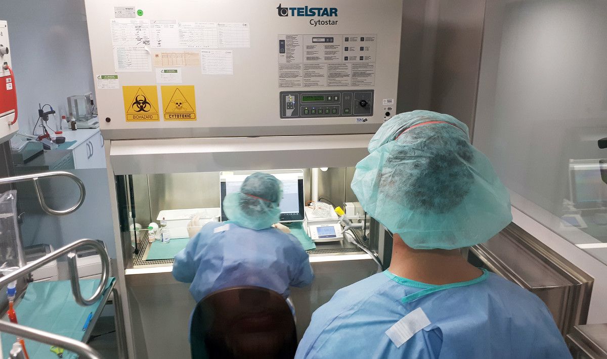 Zona do sistema BD Cato no servizo de Farmacia do Hospital Montecelo