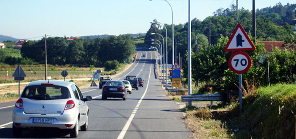 Recta de A Barosa en la N-550