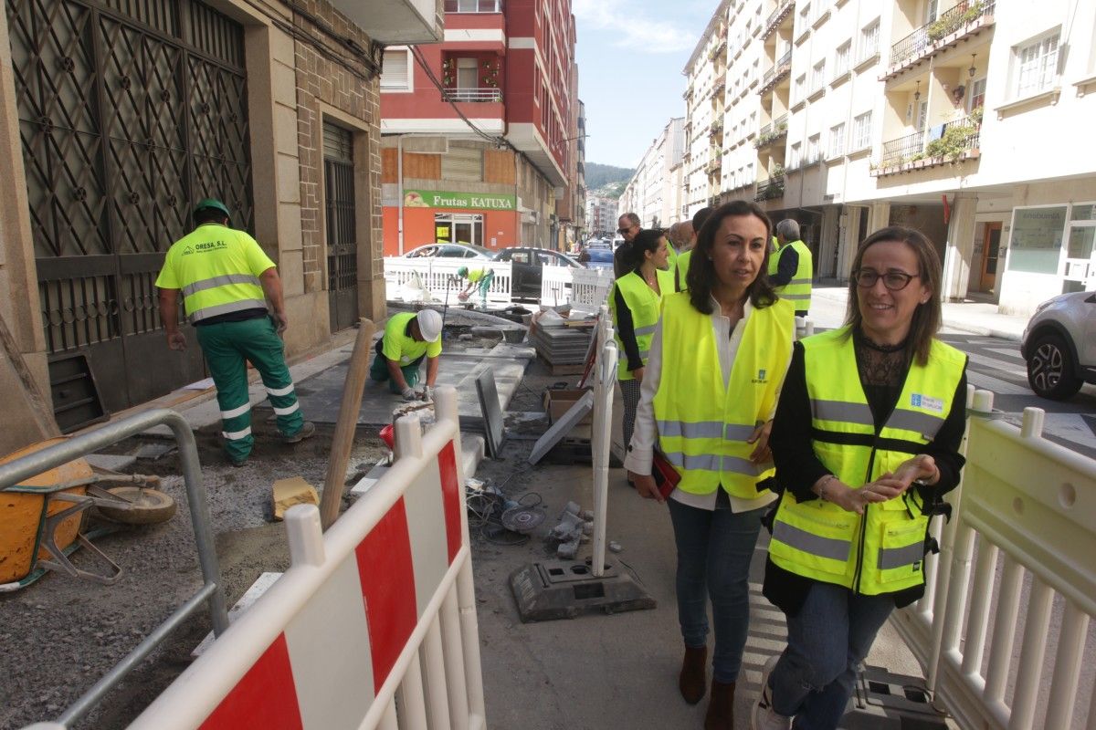 A conselleira Ethel Vázquez e a alcaldesa de Marín, María Ramallo