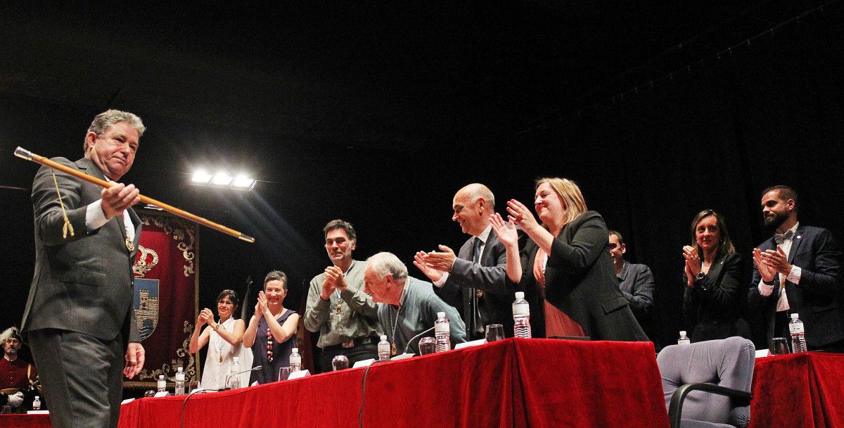 Investidura de Lores como alcalde de Pontevedra