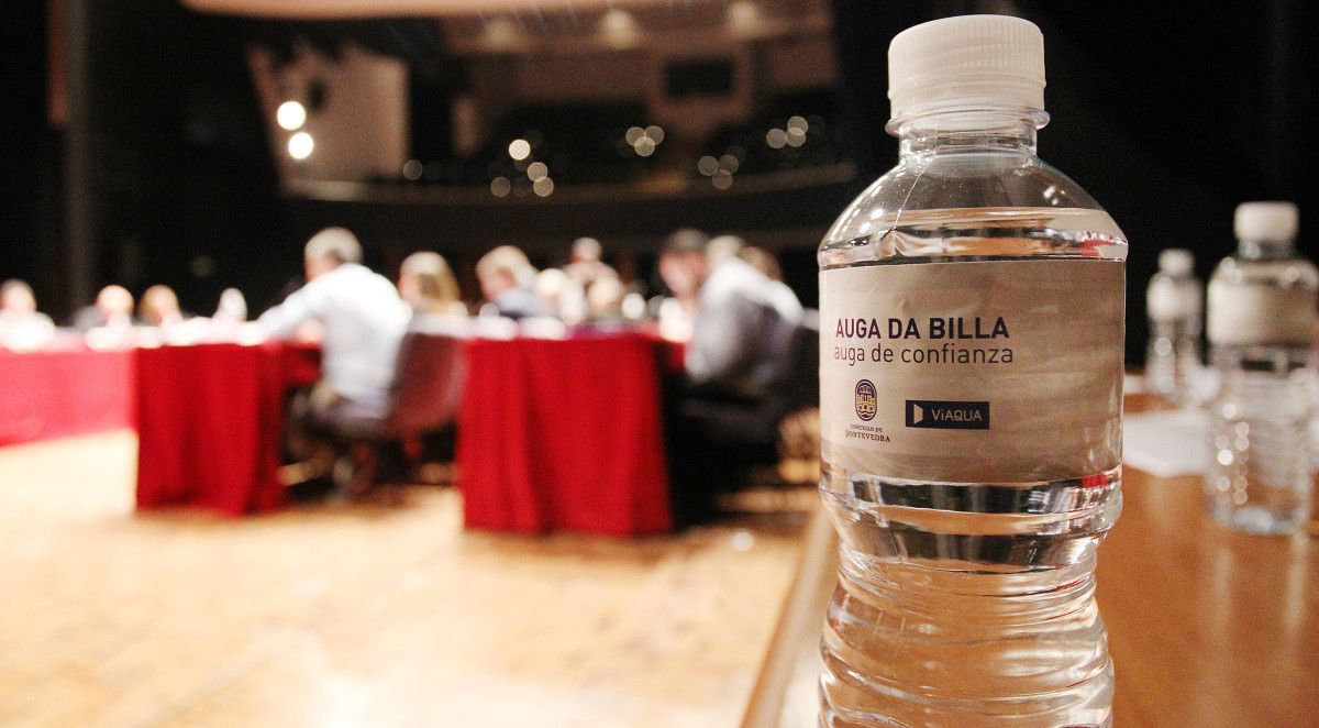 Botella de agua de la traída de Pontevedra