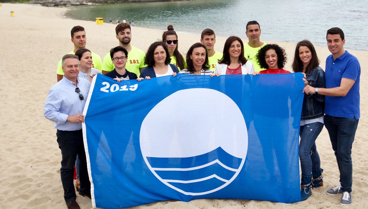 Bandera azul para la playa de Loira