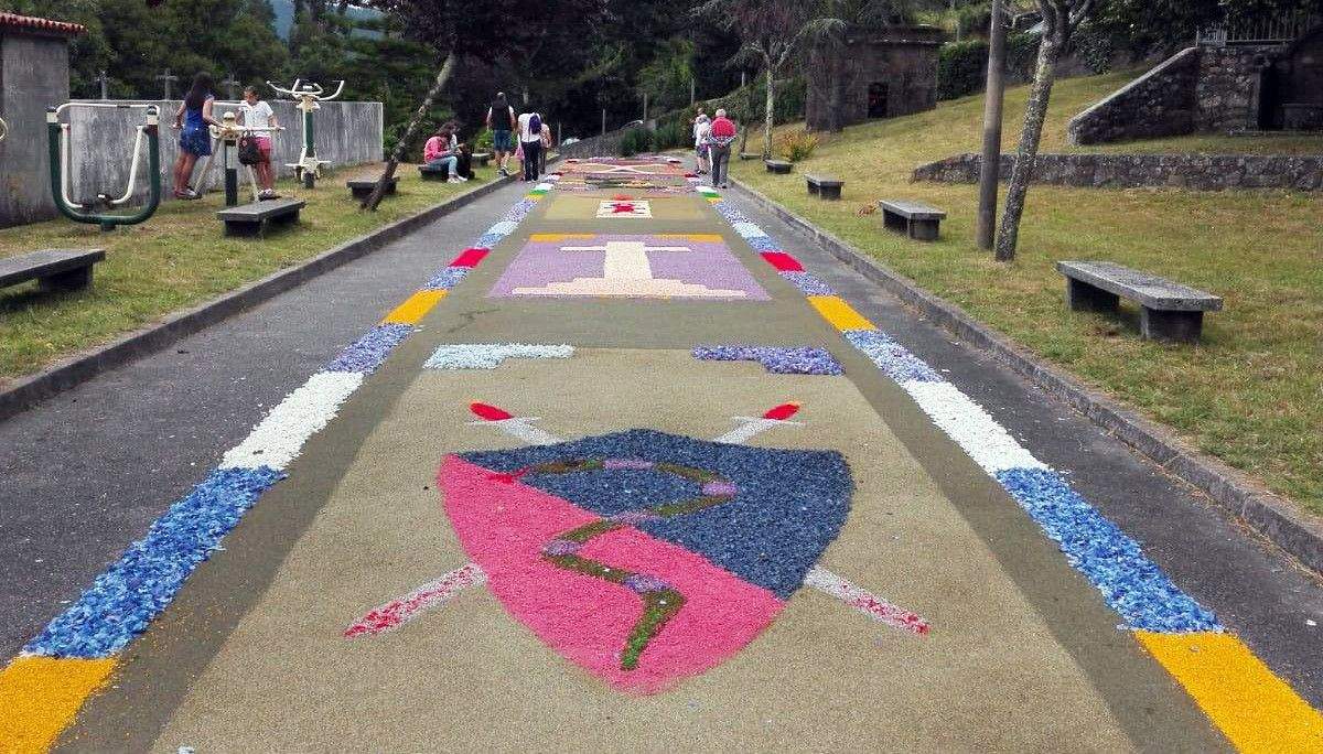 Alfombras del corpus en Cerponzóns