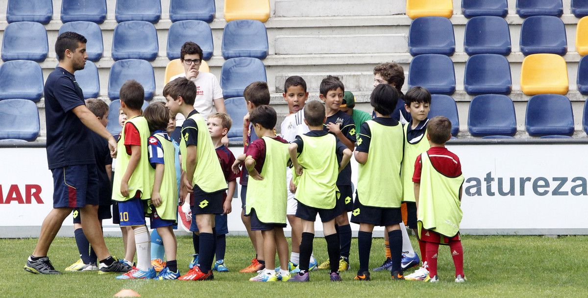 Pruebas del Pontevedra CF para niños que quieren entrar en sus categorías inferiores