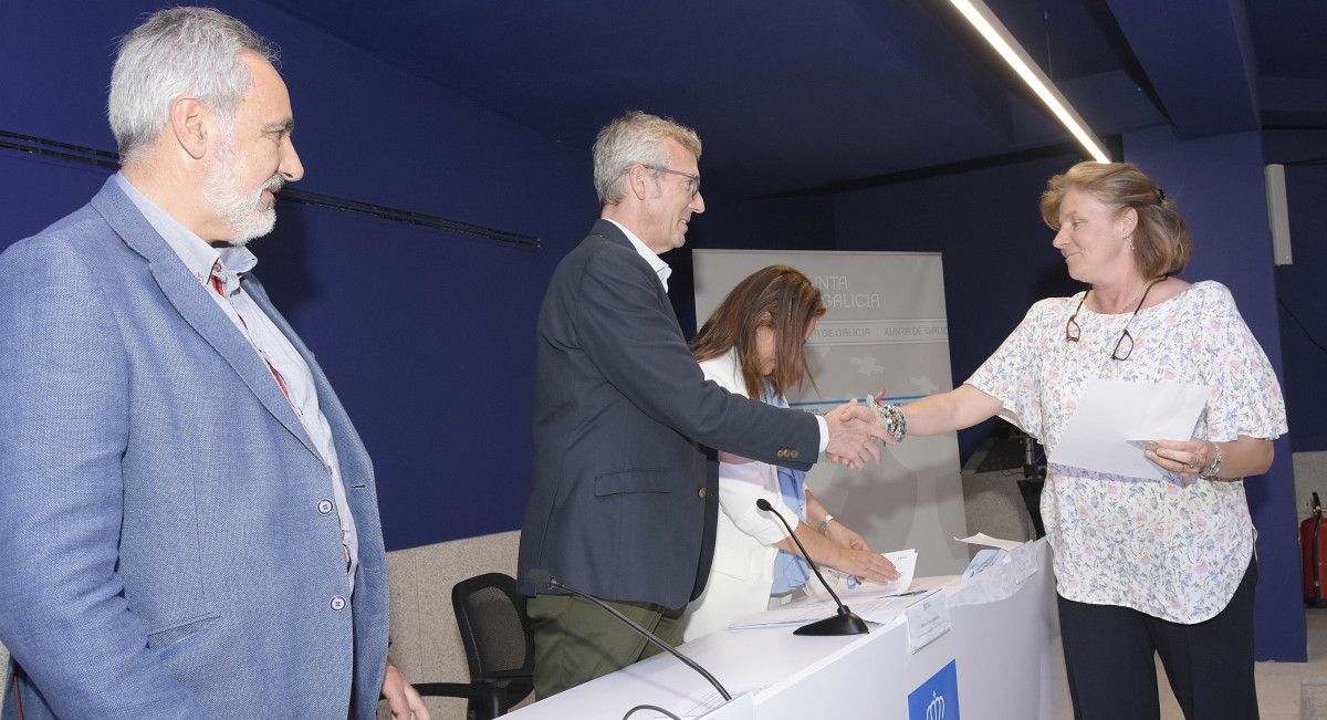 Acto de entrega de llaves a Red Madre en el Edificio Azul de la Xunta