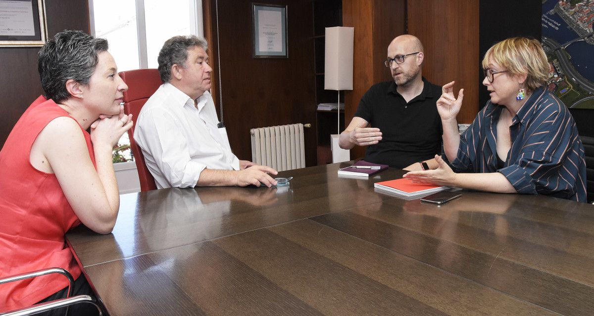 Reunión sobre a creación do Grao en Deseño e Creación