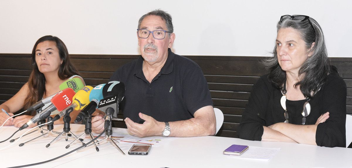 Rueda de prensa de APDR para denunciar el uso de aceite usado contaminante como combustible