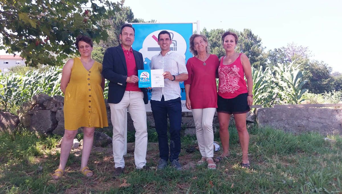 Entrega a Vilaboa del diploma de oro de la Rede Galega de Praias sen Fume