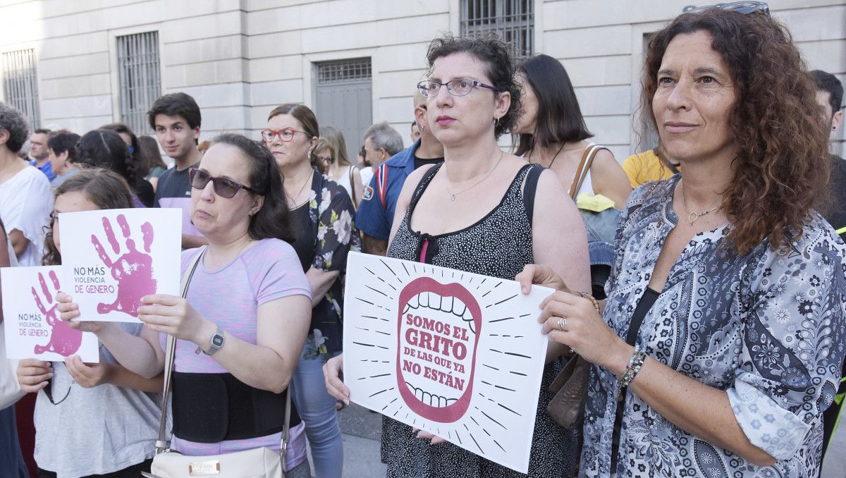Concentración contra las violencias machistas en Pontevedra tras el crimen de Vilalba