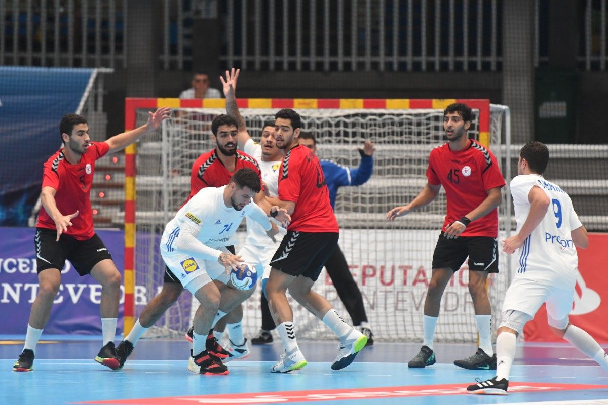 Partido de semifinal entre Egipto e Francia no Municipal