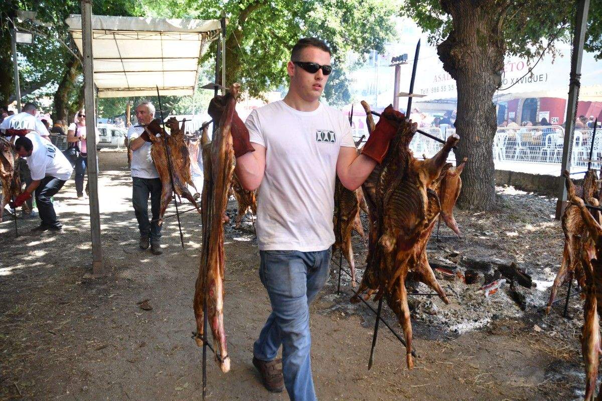 L Festa do Carneiro ao Espeto en Moraña