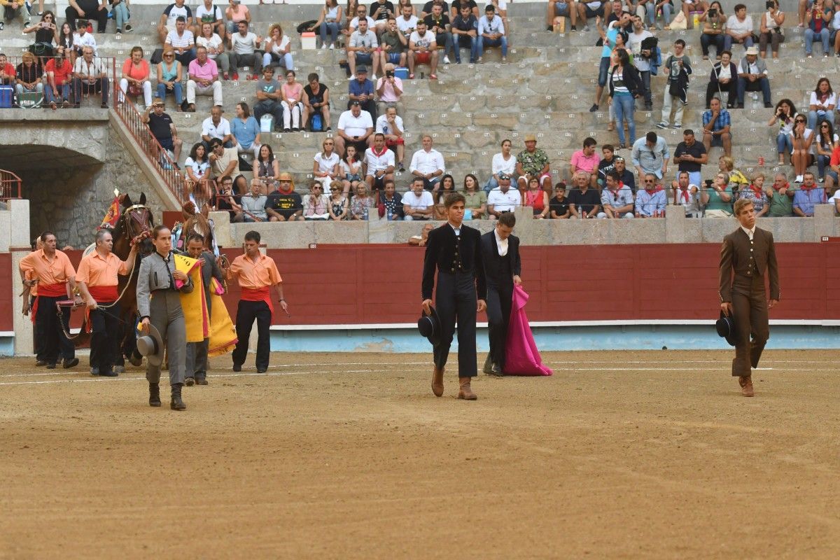 Becerrada del Cortijillo para los alumnos de la Escuela Taurina de Albacete y Guadalajara
