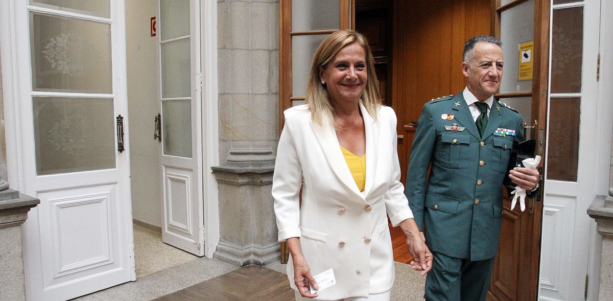 Reunión entre Carmela Silva y Simón Venzal