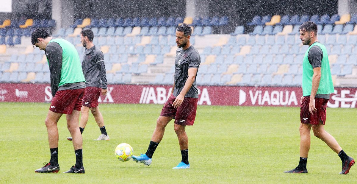 Javi López e Javi Pazos completan o adestramento co grupo