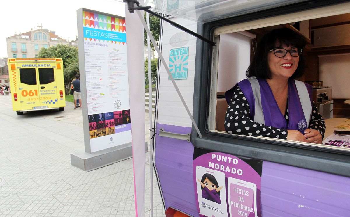 Caravana morada contra as violencias machistas e sexuais nas Festas da Peregrina