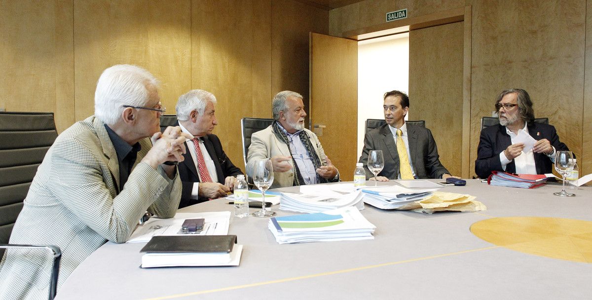 Jurado de los premios de periodismo Julio Camba y Fernández del Riego 2014