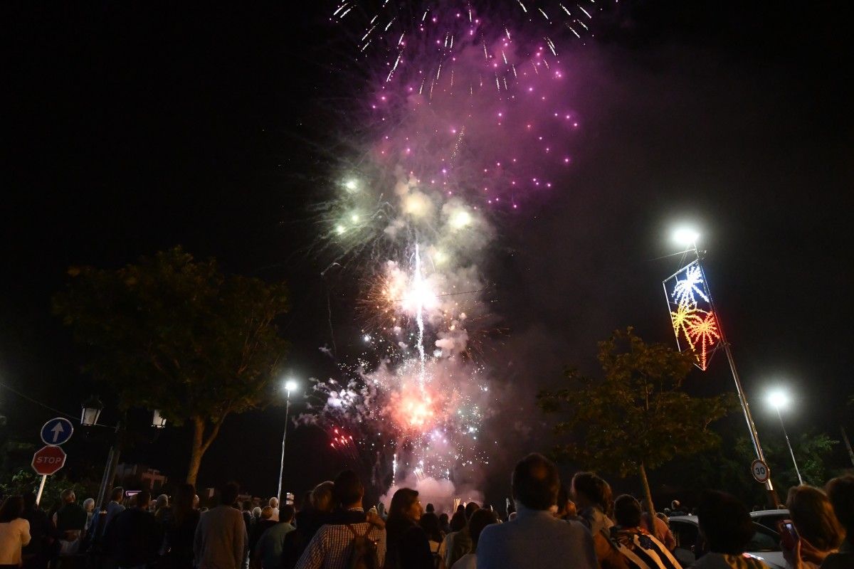 Espectáculo pirotécnico para terminar o primeiro día das Festas da Peregrina 2019