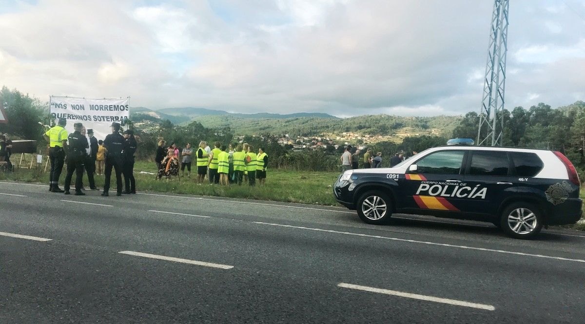 Protesta dos afectados pola Variante de Alba