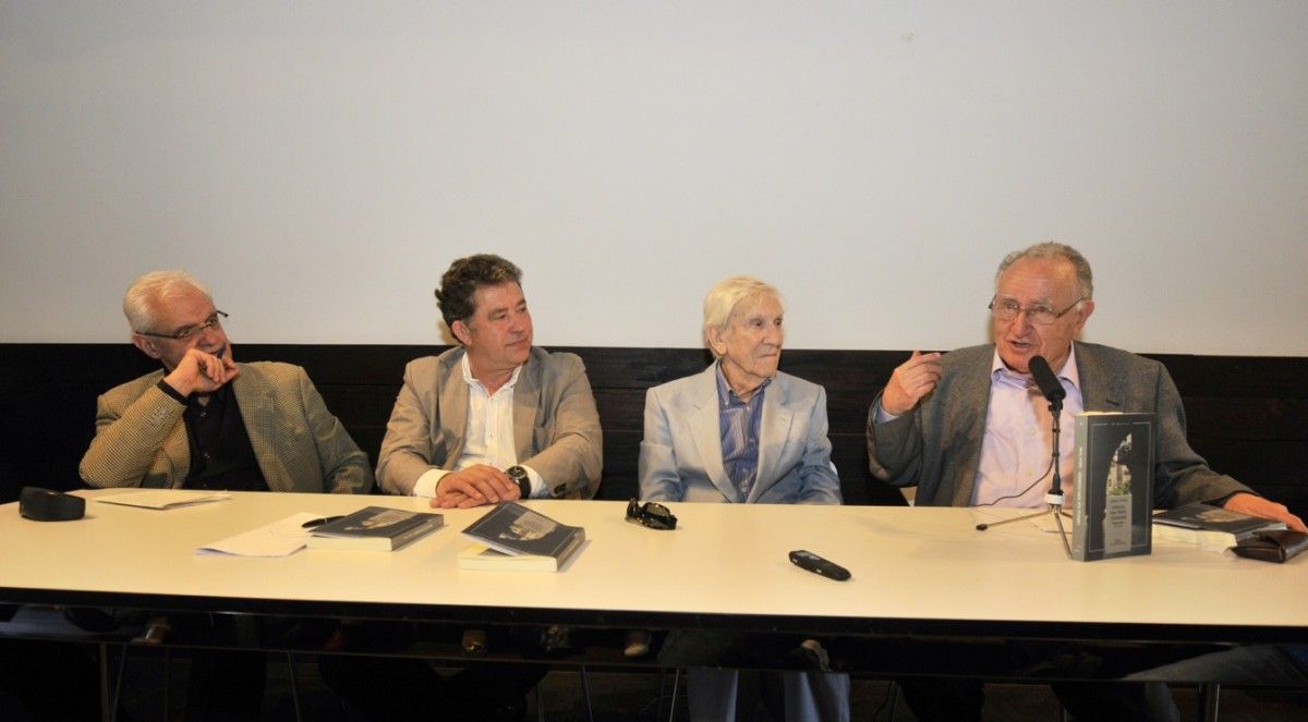 Presentación del libro "Crónicas dun tempo escondido", de Sabino Torres