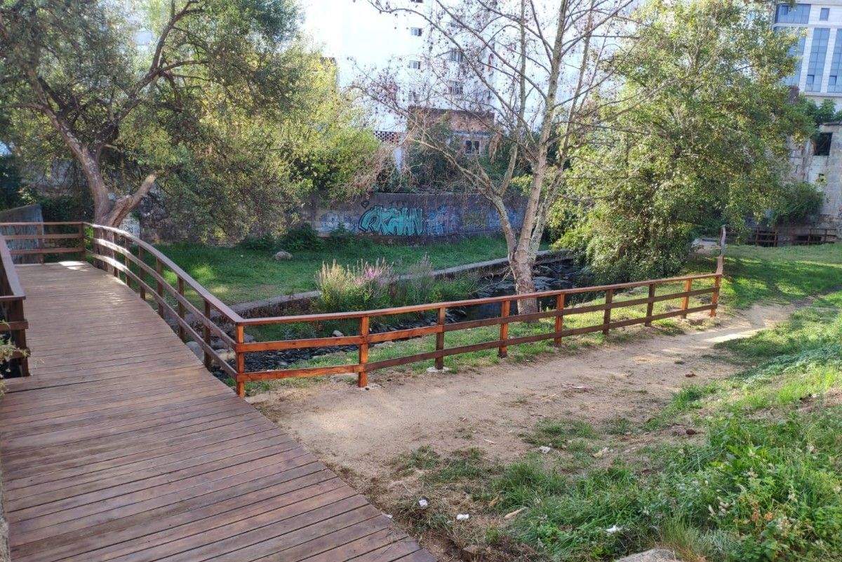 Pasarela restaurada del río Gafos y de la calle Ponte Nova