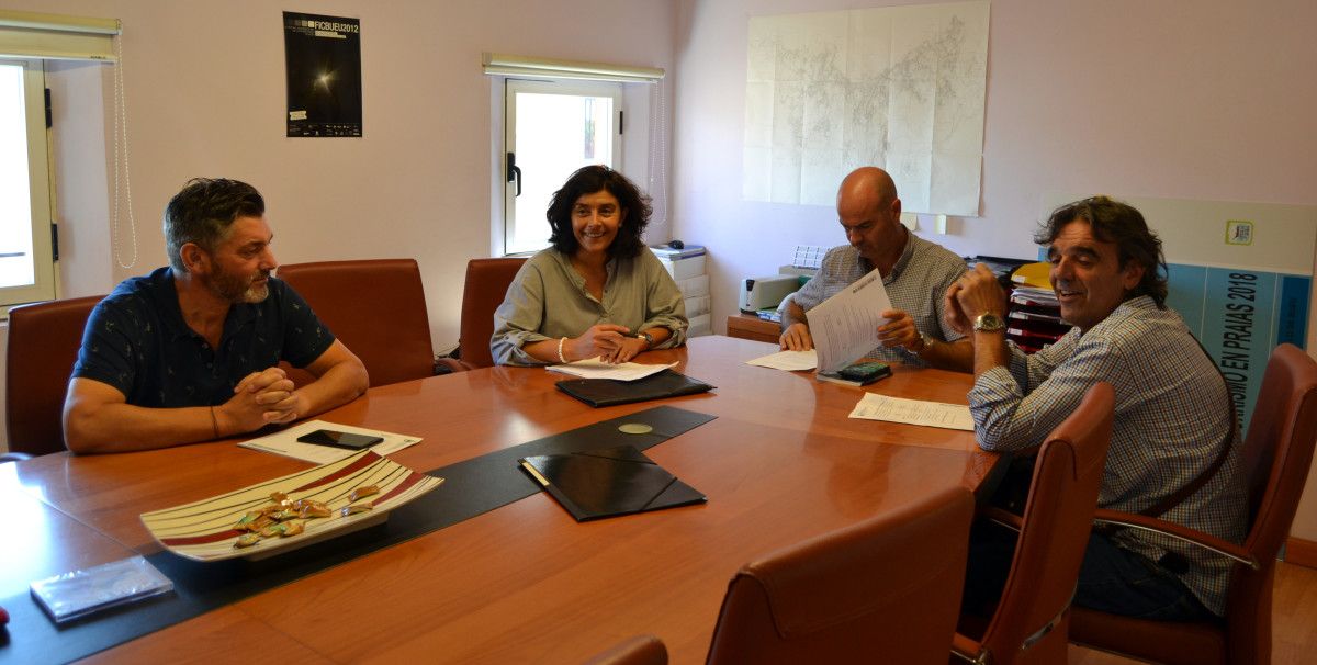 Reunión dos voceiros de Bueu