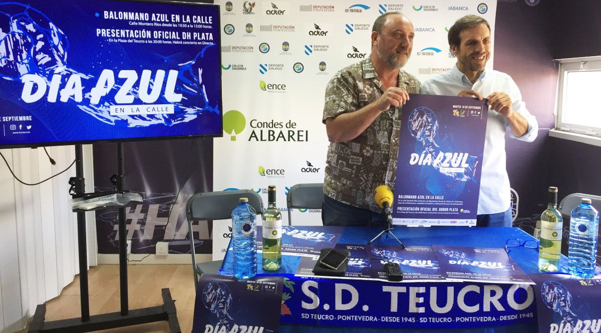 O presidente do Teucro, Carlos García Alén, e o director técnico da base, Milucho Pintos, presentan o día azul