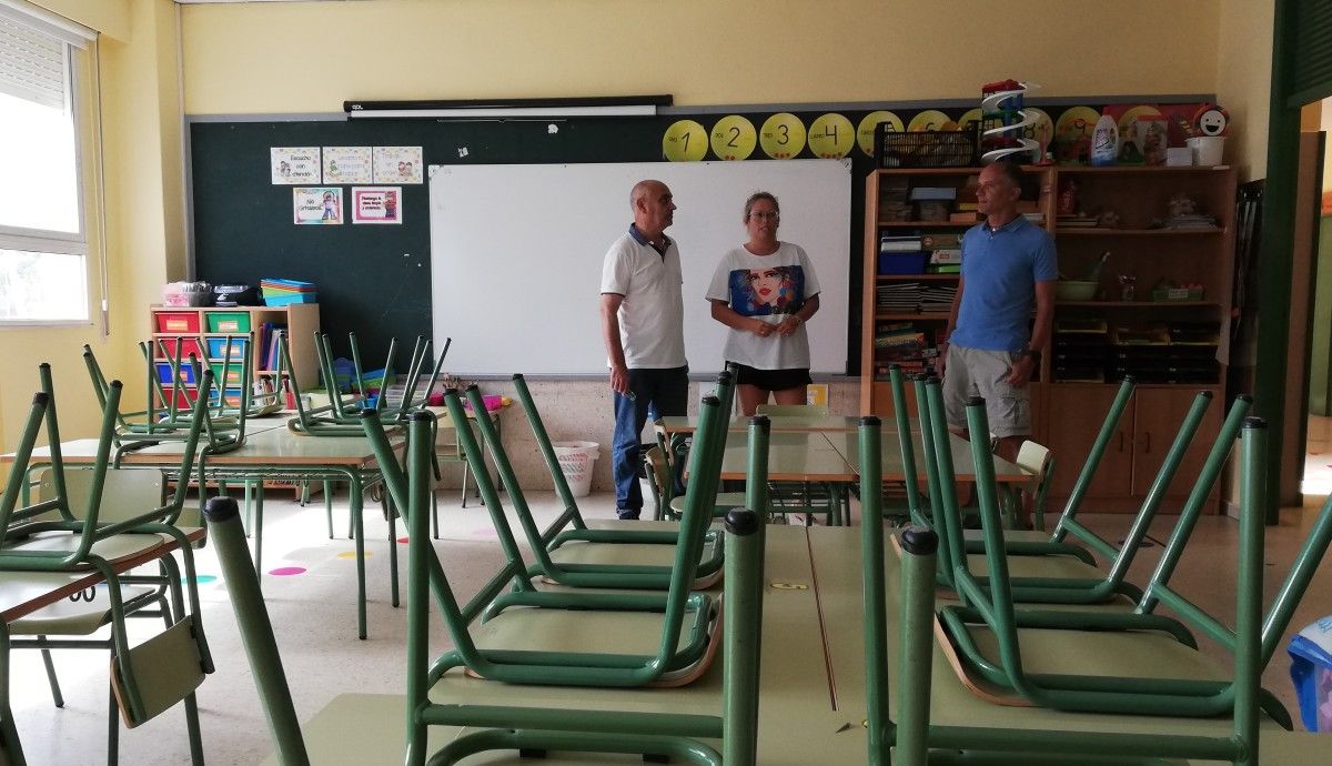 Tino Fernández visita o CEIP Praza de Barcelos