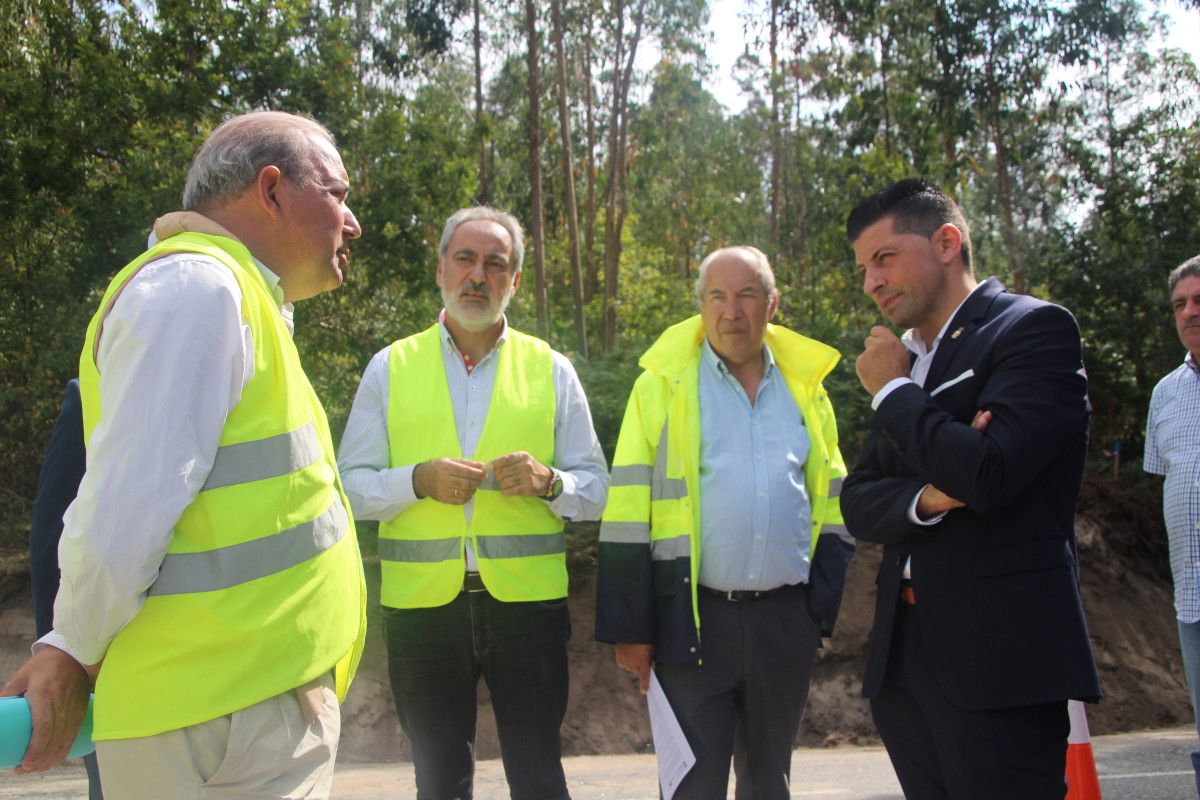 Cores Tourís e Andrés Díaz no inicio das obras