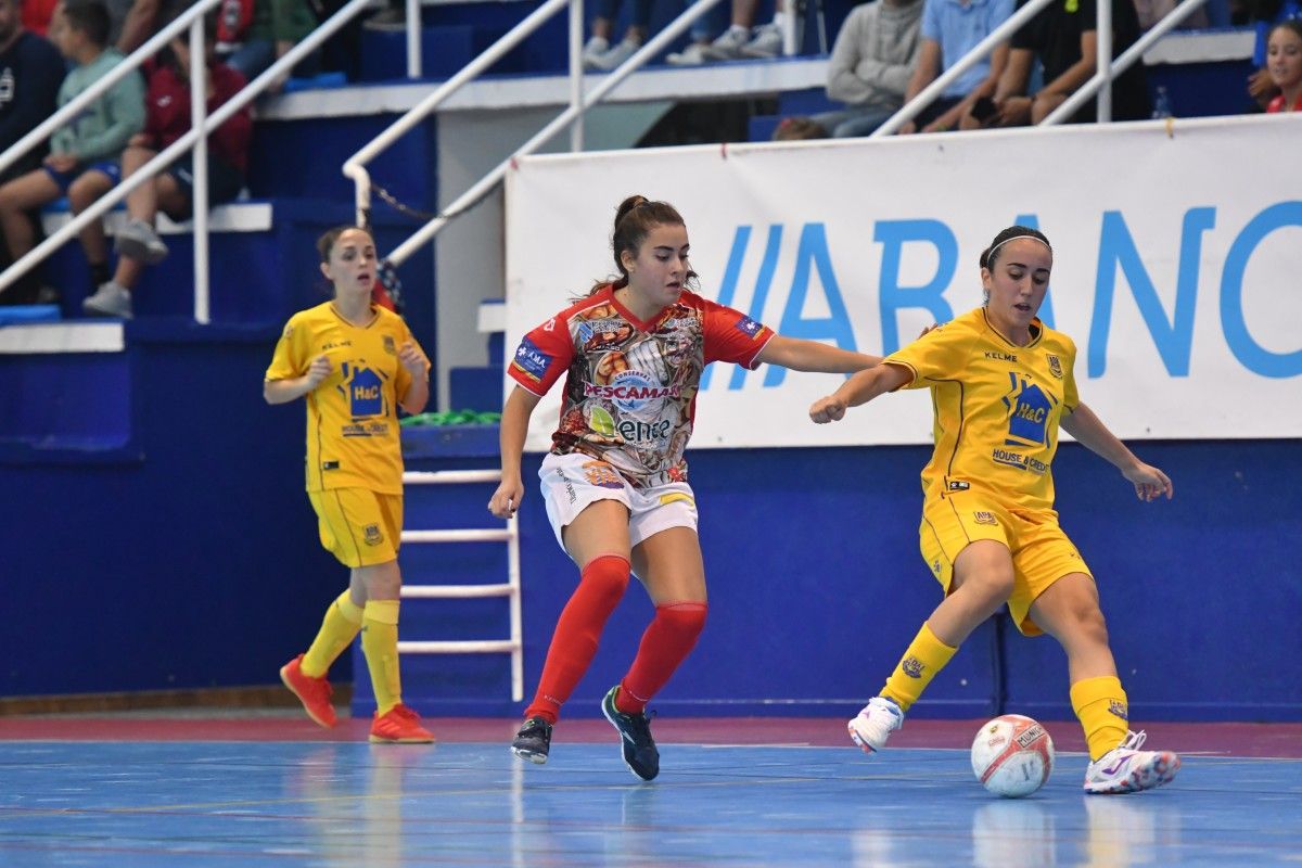 Partido entre Poio Pescamar e Alcorcón na Seca