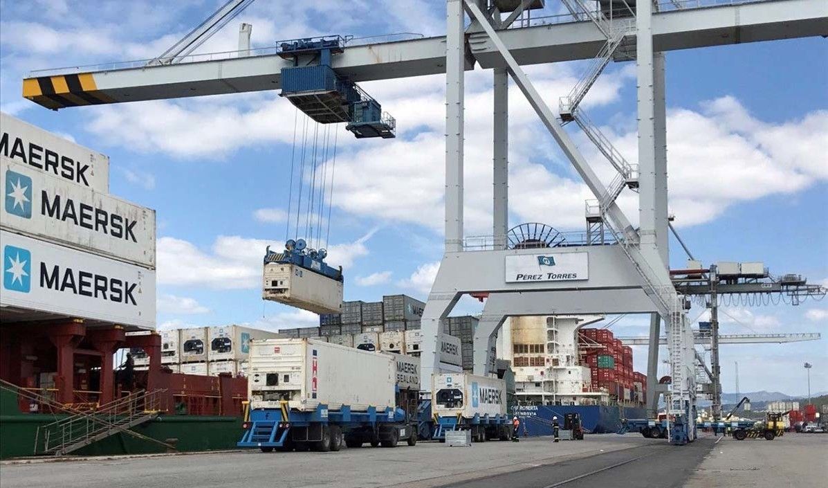 Tecnoloxía e dixitalización nas empresas que operan no Porto de Marín