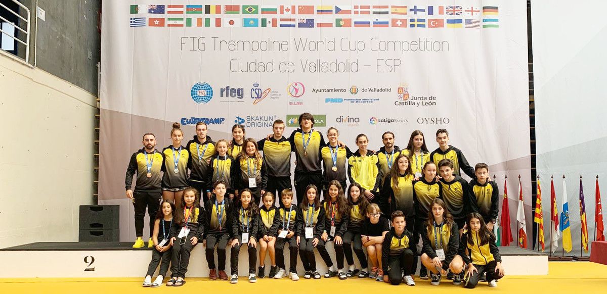 O club Ximnasia Pontevedra foi segundo por equipos en doble minitramp no campionato de España