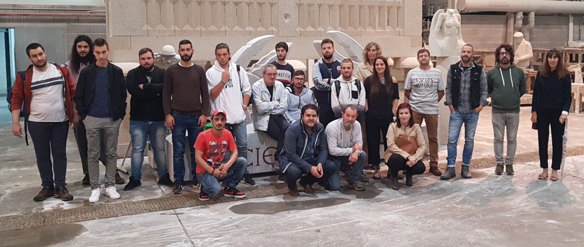 Inicio do curso na Escola de Cantería
