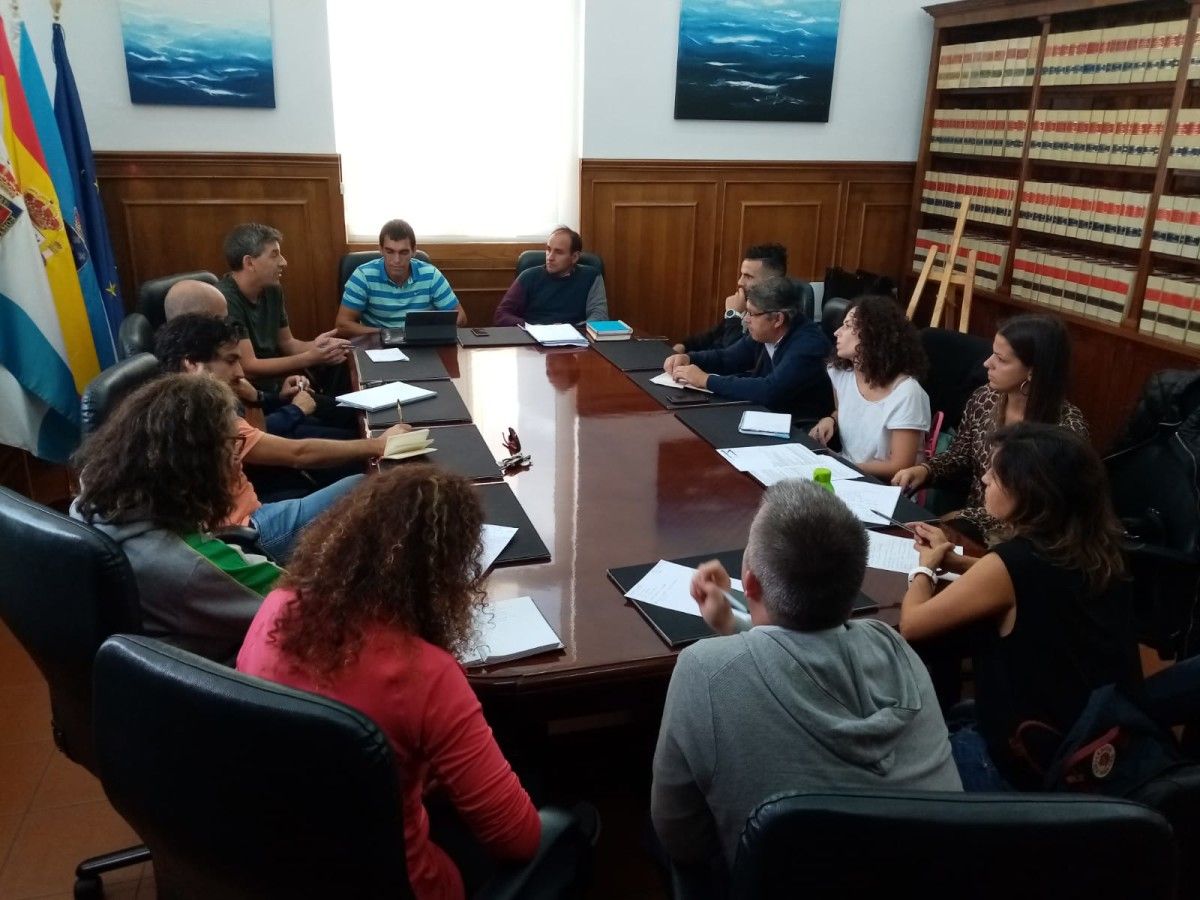 Reunión en el Concello de Marín para organizar las actividades deportivas escolares