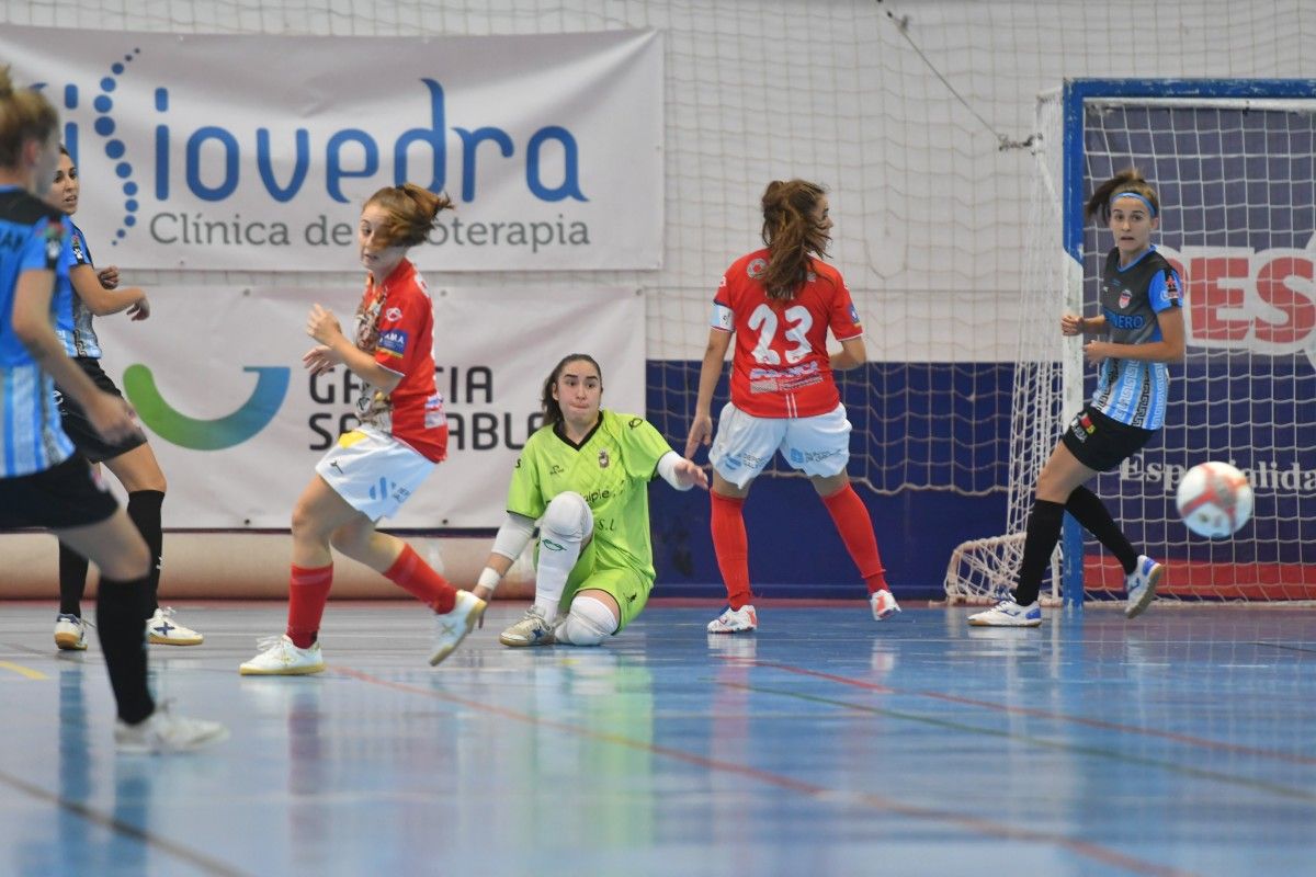Partido entre Poio Pescamar y Atlético Navalcarnero en la Seca