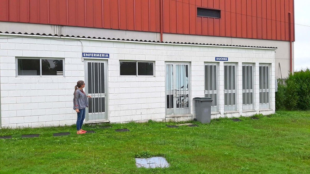Os vestiarios da piscina municipal de Moraña reformaranse durante o obradoiro