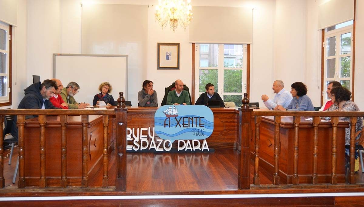 Reunión en Bueu de la Mesa Local de Sanidad