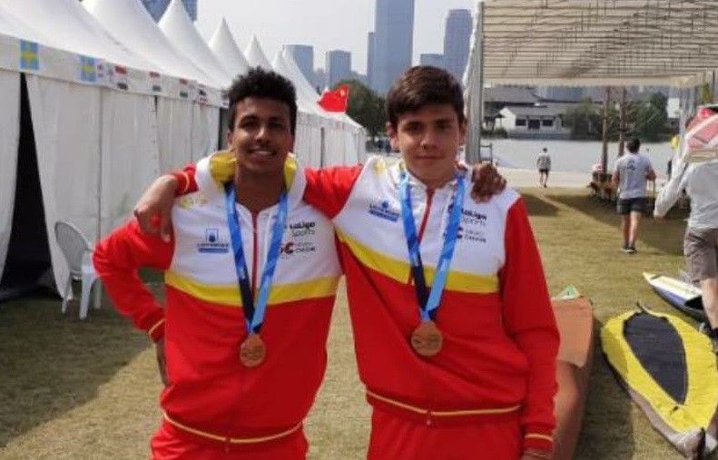 Diego Piñeiro y Pablo Crespo en el Mundial de Piragüismo maratón de China
